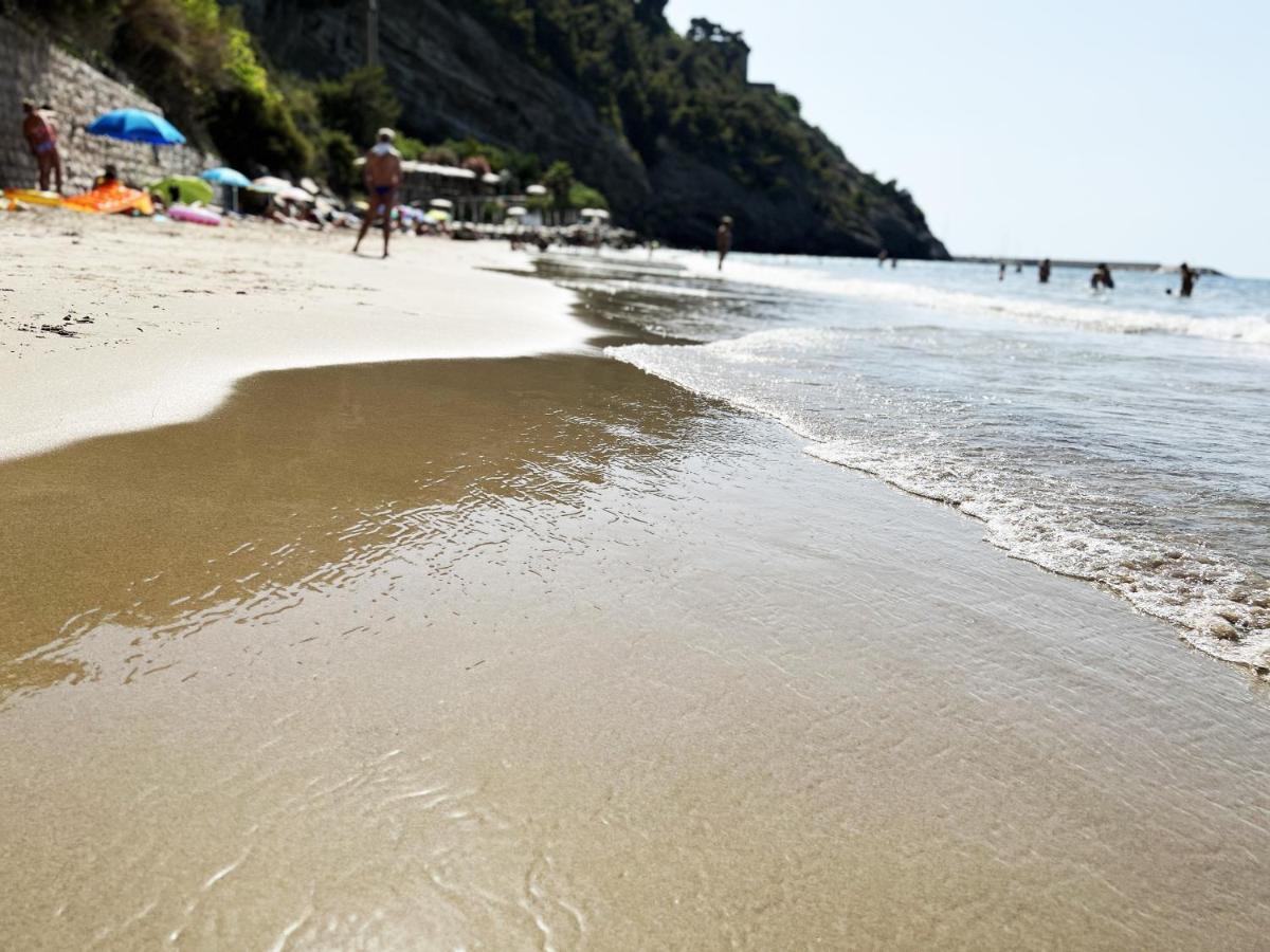 Appartamento Al Mare Ventimiglia Dış mekan fotoğraf